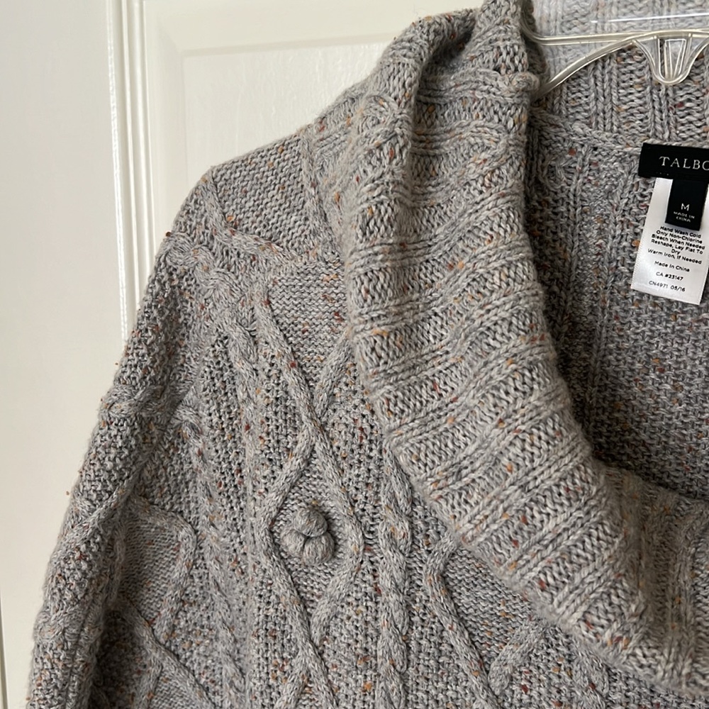Talbots Poncho - Picture 4 of 5